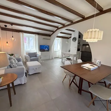 Casa Gabriella דירה *